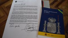 La carta personal de Jos Tom con el ejemplar del Estatuto de Autonoma