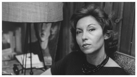 La escritora ucraniano-brasileña Clarice Lispector, retratada en torno a 1964