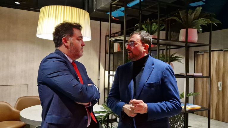 Adrián Barbón con Jonás Fernández