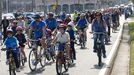 Participantes en una bicicletada de 30 Das en Bici