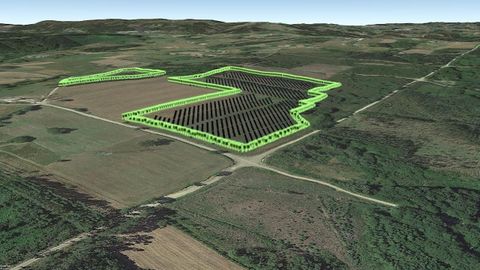 Recreación virtual de cómo quedará el parque solar fotovoltaica de O Queiroal. Al fondo, en el límite con las instalaciones, el municipio de Cerceda.