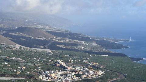 Imagen que presenta la lava en la isla de La Palma este miércoles, un año después de la erupción del volcán de Cumbre Vieja  