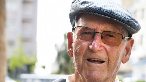 Pablo lvarez, 85. Naci en Salvaterra, vivi en Madrid y Pontevedra. Fue sereno.