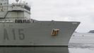 En la imagen, el Cantabria saliendo de la ría de Ferrol.
