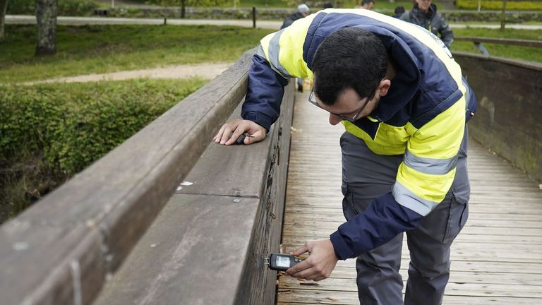 Las pasarelas de madera de la Illa do Covo, en Pontevedra, seguirán cerradas