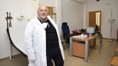 Isidoro Rivera volvi, ya jubilado, a la consulta del centro de salud Virxe Peregrina de Pontevedra, contrato que rematar el 31 de diciembre