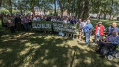 Representantes de Galicia Baleira apoyaron a Besteiro en la carballeira de Pol