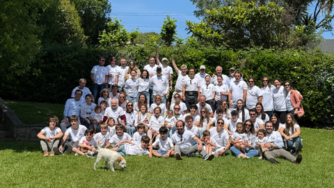 Los 73 miembros de la familia Arnott se reunieron en Luanco
