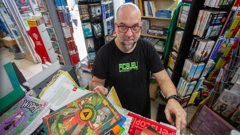 Fernando Miranda, de Libraría Miranda: «La primera vez que vino Juan Gómez-Jurado éramos 30 personas»