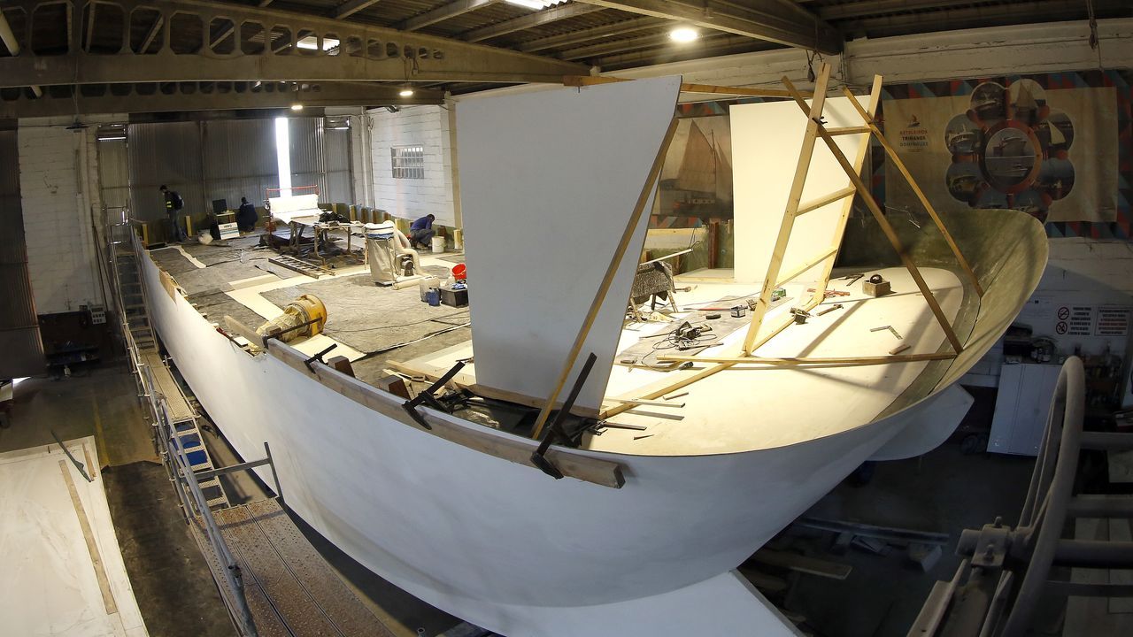 As� se realiza�el catamar�n bateeiro de Asteleiros Tri�anes.Imagen de archivo de la Guardia Civil tras descubrir una plantaci�n de marihuana