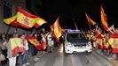 No estis solos!, as despiden en Huelva a los guardias civiles que se van a Catalua