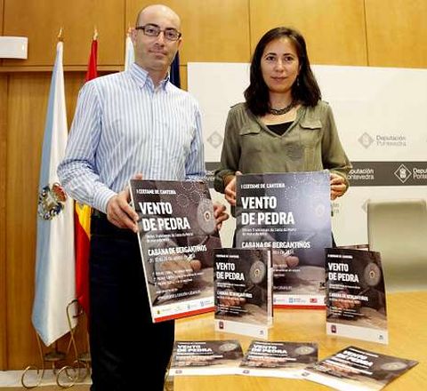 Jos Muo y Ana Isabel Vzquez, presentado el certamen en Pontevedra.