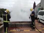 Los bomberos, en el punto limpio de Eir�s