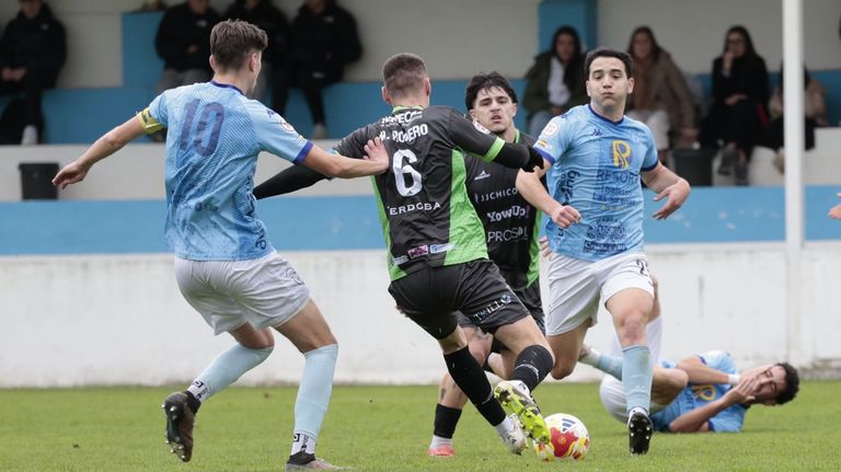 El Viveiro llega en su «mejor momento» a la visita al Atlético Arteixo
