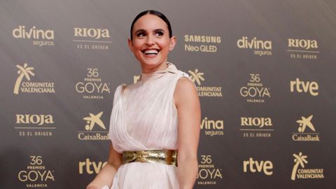 La actriz Verónica Echegui, nominada como directora del cortometraje «Tótem Loba», con un vestido de Dior