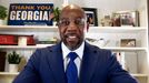 El demcrata Raphael Warnock en una imagen televisiva