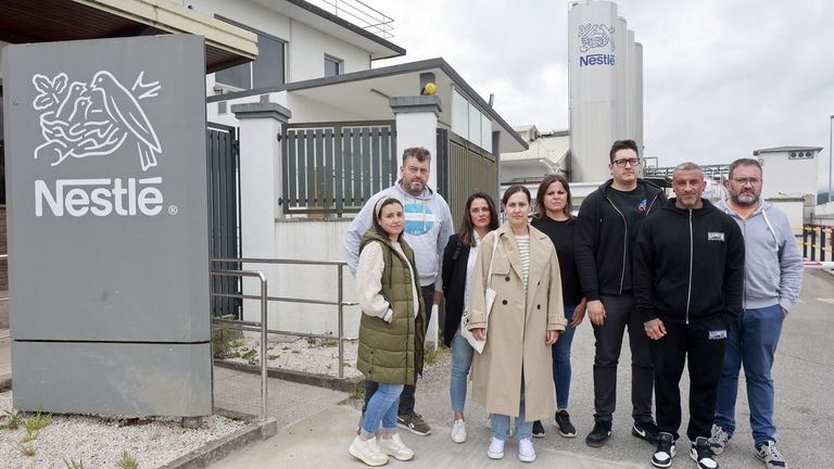 Convocan una manifestación por las calles de Pontecesures contra los despidos en la factoría de Nestlé