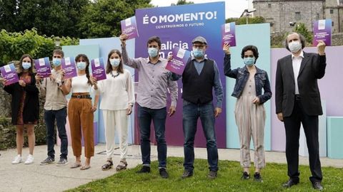 Candidatos de Galicia en Común-Anova Mareas en la presentación de su programa electoral
