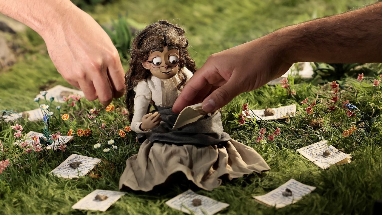 De izquierda a derecha, Beli Martínez, Lois Patiño y Jaione Camborda