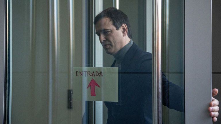 David Sánchez, a su llegada a declarar en el juzgado número 3 de Badajoz, en una fotografía de archivo