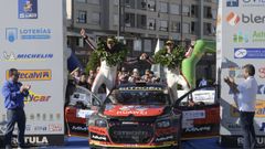 Los pilotos Alejandro Cachn (d) y Alejandro Lpez, del equipo Citroen, se han proclamado campeones de la 59 edicin del Rally Princesa de Asturias