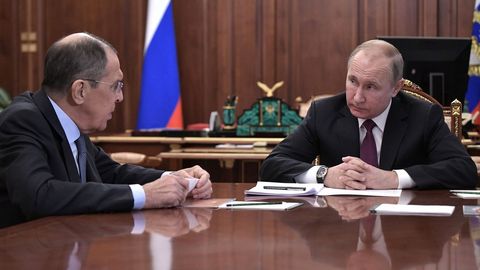 Lavrov, junto al presidente ruso, Vladimir Putin