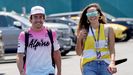 Fernando Alonso y su novia, Andrea Schlager, en el Grand Prix de Miami
