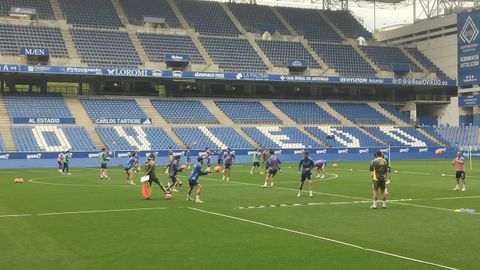 Dani Calvo y el reto del Real Oviedo en Huesca:��En este vestuario rebosa el hambre�