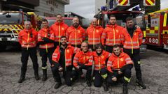 Foto de familia de los bomberos de Ourense, este viernes