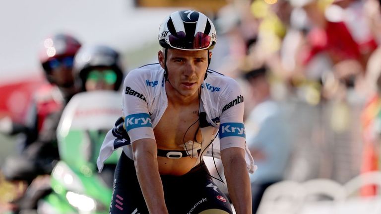 Evenepoel, de la costilla rota al rumor de su fichaje por el Bora