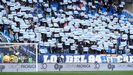 Protesta de la afici�n del Real Oviedo tras la suspensi�n de Vallecas