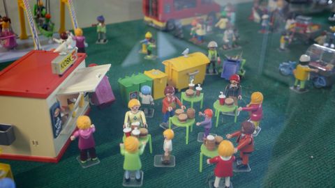 Exposición de «clicks» de Playmobil sobre el San Froilán, en Pediatría