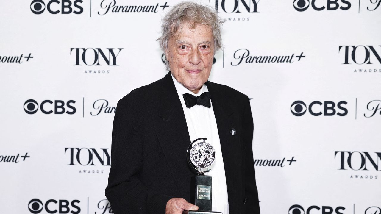 Tom Stoppard, premiado en los Tony Awards en Nueva York en el 2023.