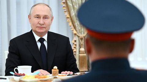 El presidente ruso, Vladimir Putin, el jueves en la reunión con Andréi Tróshev.