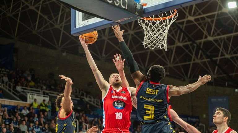 El técnico del Breo dice que el Real Madrid llega en su mejor momento