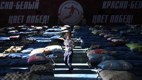 Centro de alojamiento temporal para los civiles evacuados de Donestk, en la ciudad de Taganrog, en la región rusa de Rostov.