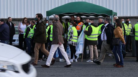 Algo más de 200 transportistas secundaron la protesta por las calles de A Coruña