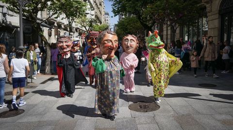Cientos de personas disfrutaron de la Festa dos Maios de Ourense