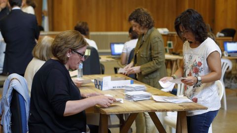 Recuento de voto emigrante en A Coruña