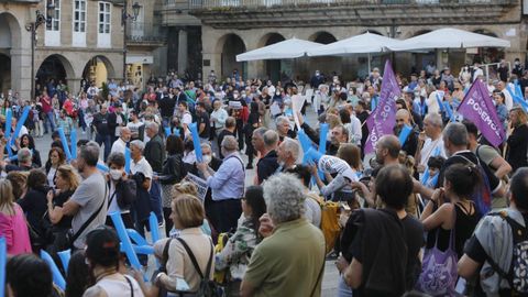 Protesta en la Praza Maior de Ourense para pedir la dimisin del alcalde Gonzalo Jcome