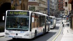 Un autobs del transporte pblico de Oviedo. ARCHIVO