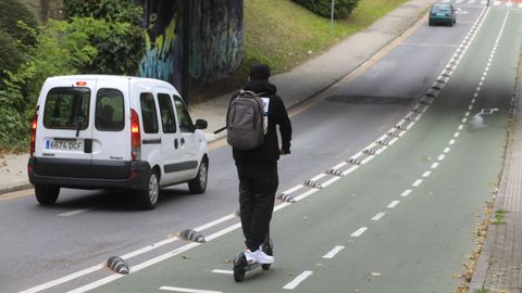 Siempre que sea posible, en las zonas segregadas el carril bici tendrá doble sentido, como en la Rolda do Carme