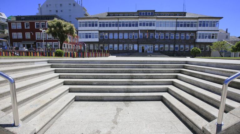 La Policía Local, cuya sede está en la Casa do Concello, padece desde hace años una reducción de personal