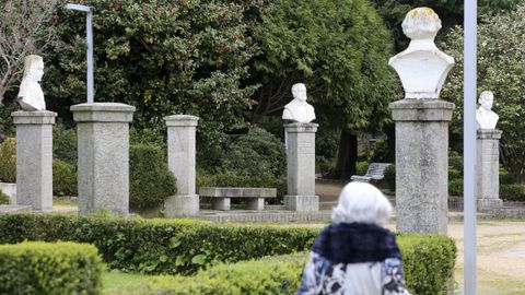 En el Reina Sofa faltan los bustos de Bello Pieiro y Concepcin Arenal: el primero se encuentra desaparecido y el segundo ser restaurado y volver a su ubicacin original