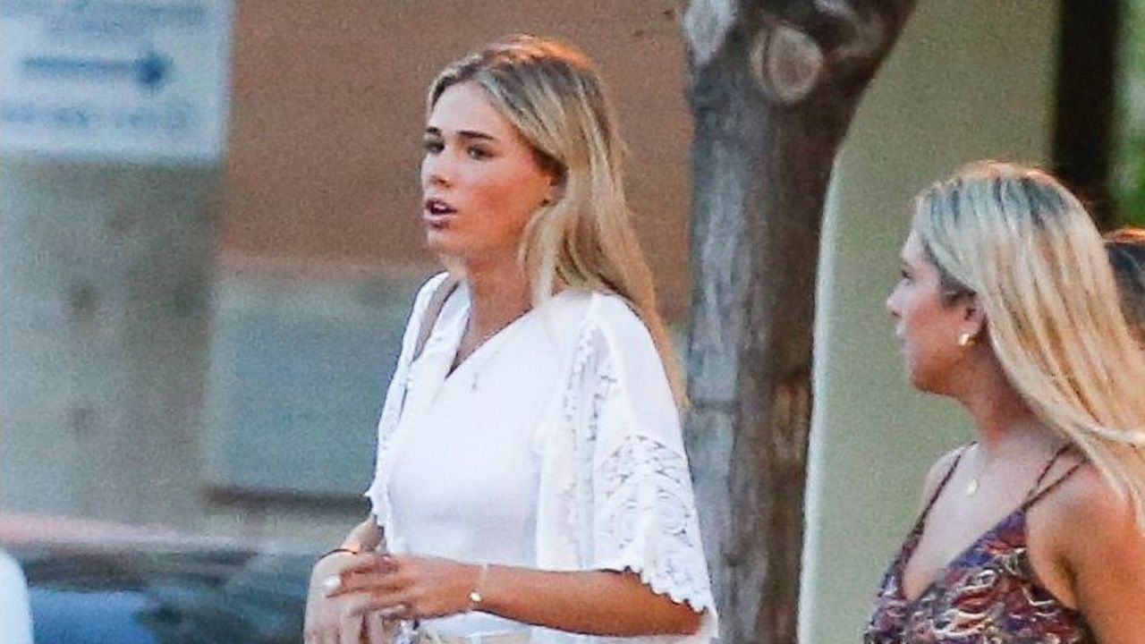 V�deo de las elecciones en Burela, con colas para votar.Noia acogi� el s�bado un acto en recuerdo de Miguel y Javier en el que se vivieron duros momentos entre los presentes