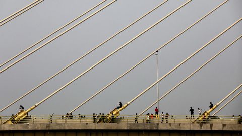 La inauguración de un puente en Nueva Delhi.