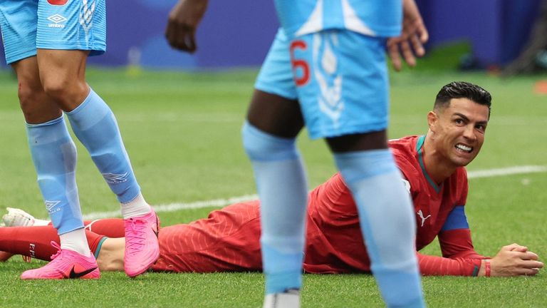Decepcionante debut de Portugal y Cristiano Ronaldo ante la gesta del Congo (1-1)