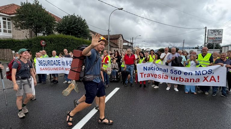 Mos eleva la presión sobre el Gobierno para exigir seguridad vial: «Non imos parar»