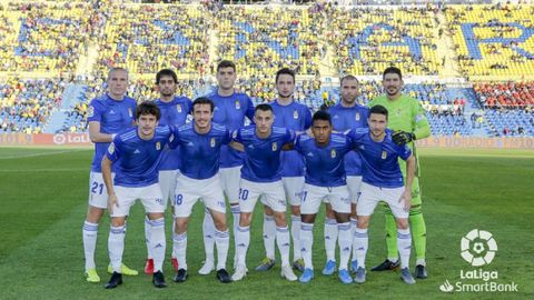 Once del Real Oviedo ante la UD Las Palmas