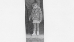 1963. La primera foto en B�lgica del asturiano Jos� Luis Mor�n Men�ndez, con 6 a�os